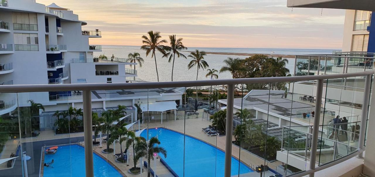 Pier Resort Urangan Eksteriør bilde