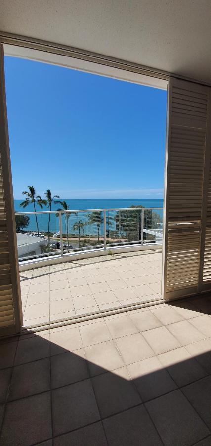 Pier Resort Urangan Eksteriør bilde