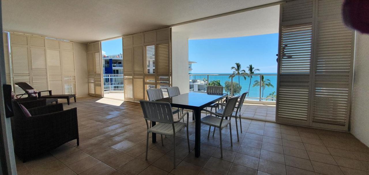 Pier Resort Urangan Eksteriør bilde