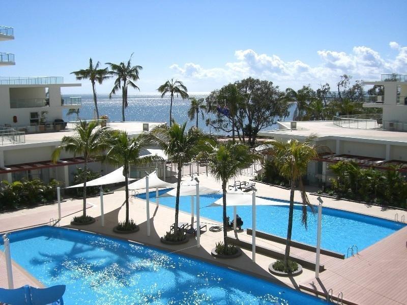 Pier Resort Urangan Eksteriør bilde