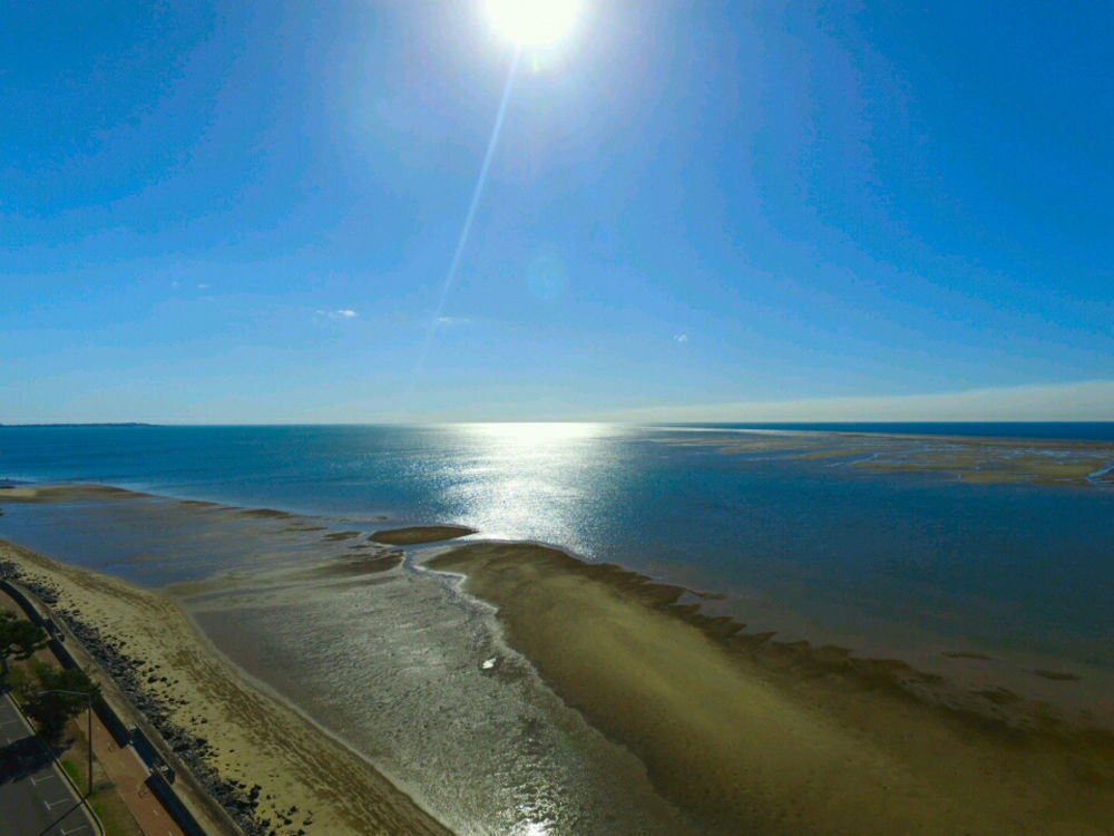 Pier Resort Urangan Eksteriør bilde