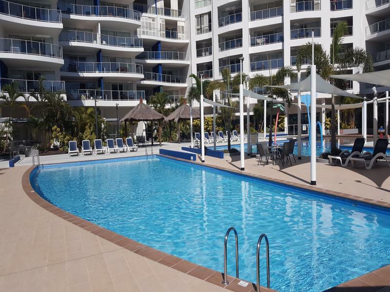 Pier Resort Urangan Eksteriør bilde