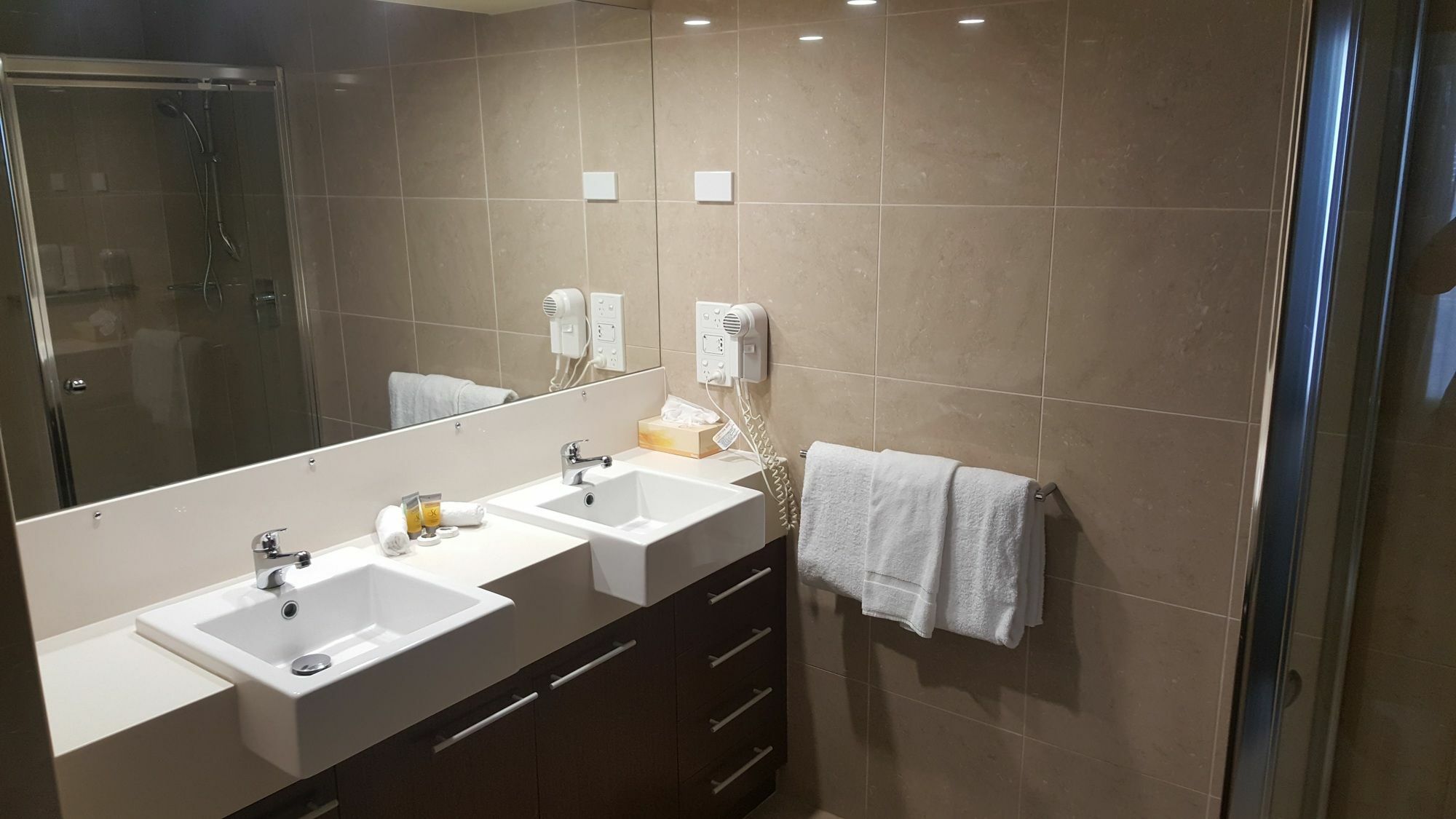 Pier Resort Urangan Eksteriør bilde