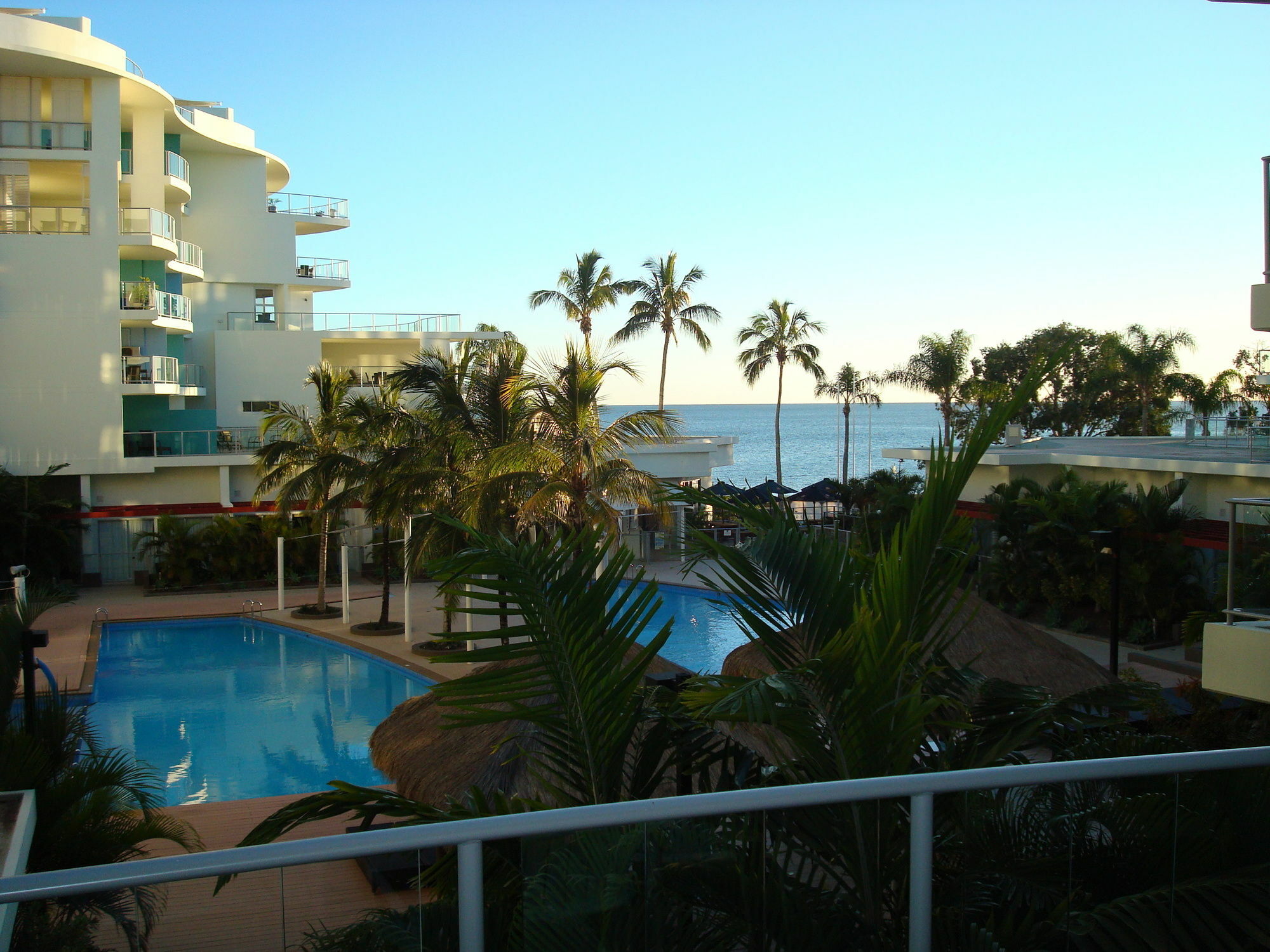Pier Resort Urangan Eksteriør bilde