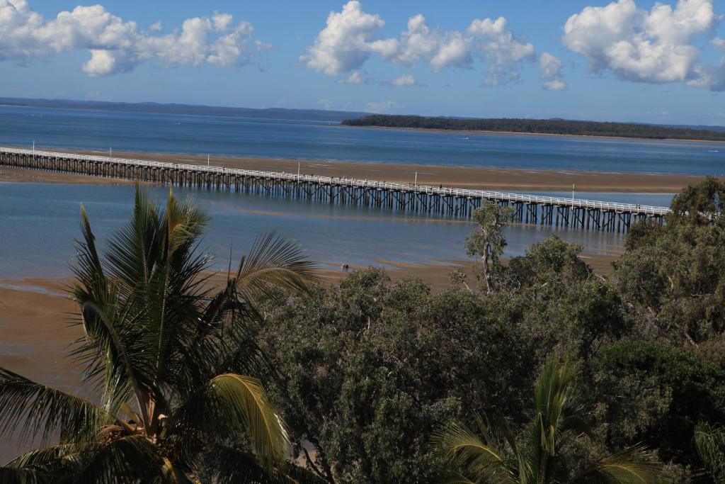 Pier Resort Urangan Rom bilde